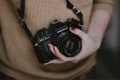 5-fun-photography-facts-you-surely-didnt-know-holding-camera